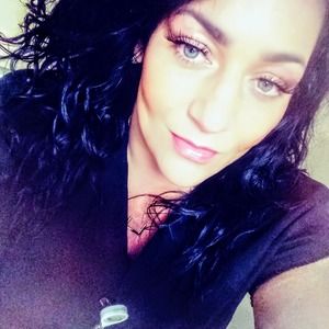 Meet your Posher, Ellee